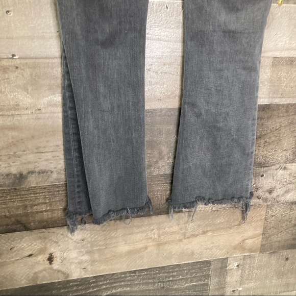 Madewell Cali Demi Boot Button Front Raw Hem Jeans - Picture 5 of 15